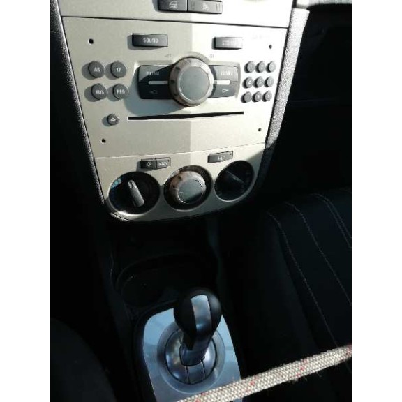 opel corsa d del año 2007