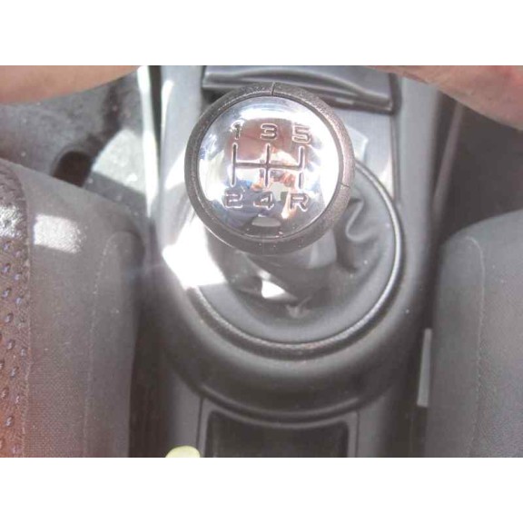 citroën c4 berlina del año 2005