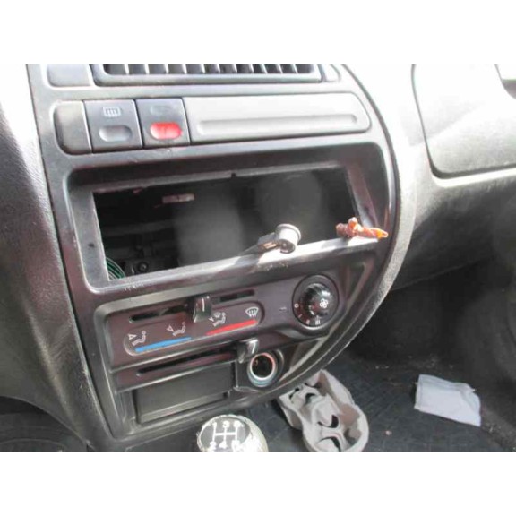 citroën saxo del año 2001