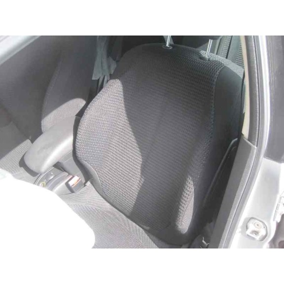 citroën c4 berlina del año 2005