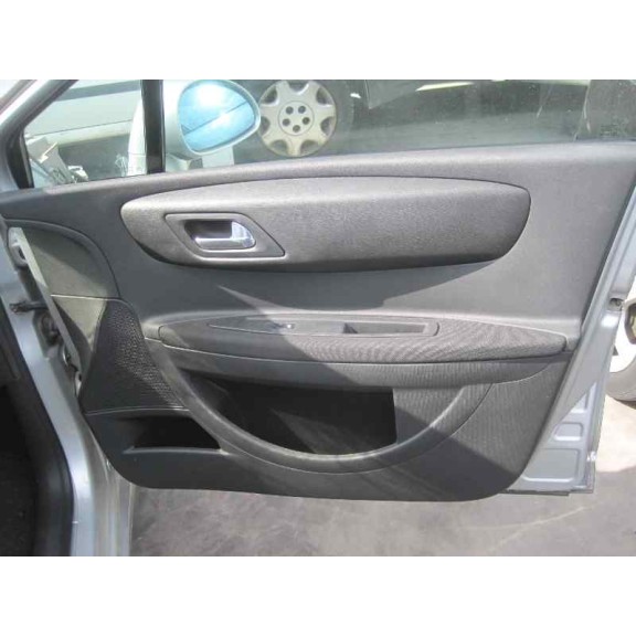 citroën c4 berlina del año 2005