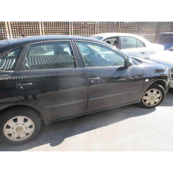 seat ibiza (6l1) del año 2004