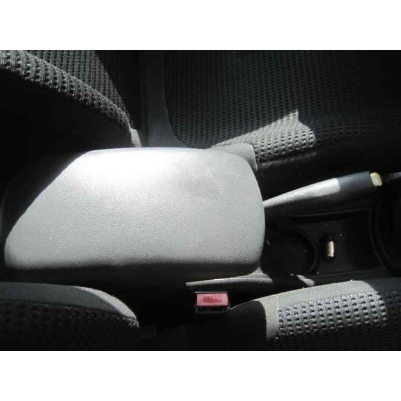 citroën c4 berlina del año 2005