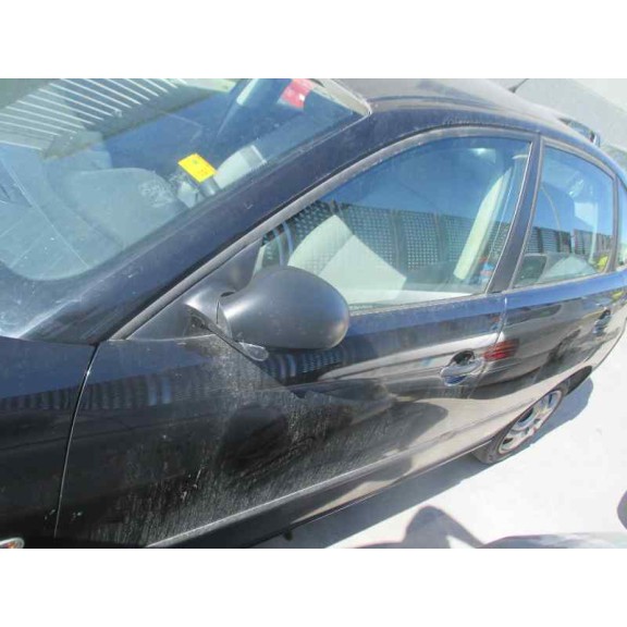 seat ibiza (6l1) del año 2004