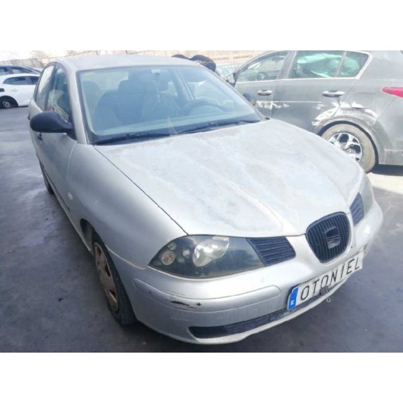 seat ibiza (6l1) del año 2002