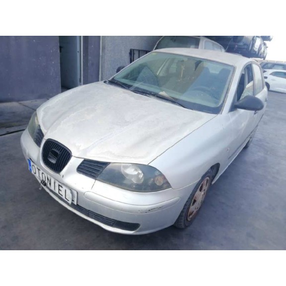seat ibiza (6l1) del año 2002