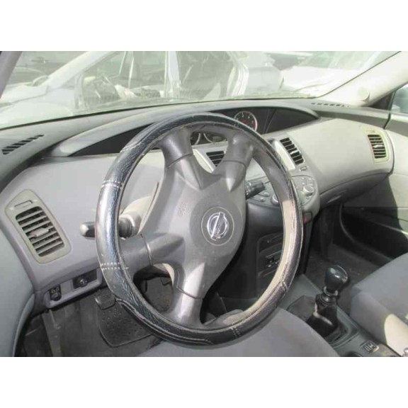 nissan primera berlina (p12) del año 2002