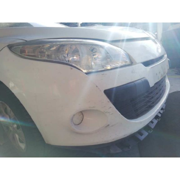 renault megane iii berlina 5 p del año 2009