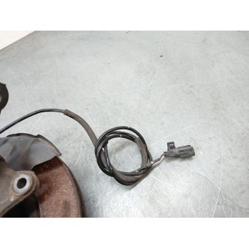 Recambio de mangueta delantera izquierda para toyota yaris hybrid active referencia OEM IAM 4321202410  