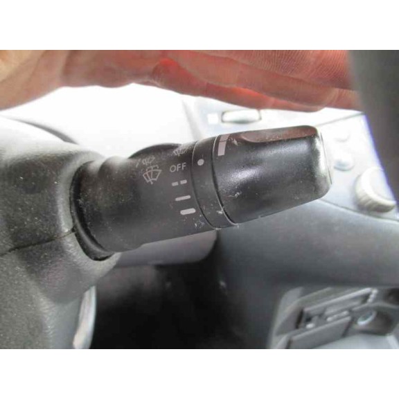 nissan primera berlina (p12) del año 2002