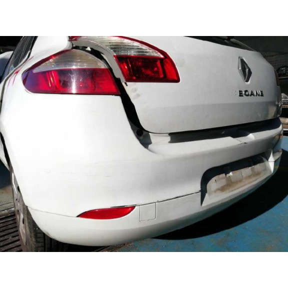 renault megane iii berlina 5 p del año 2009