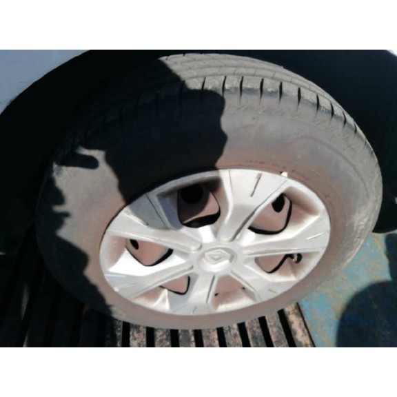 renault megane iii berlina 5 p del año 2009