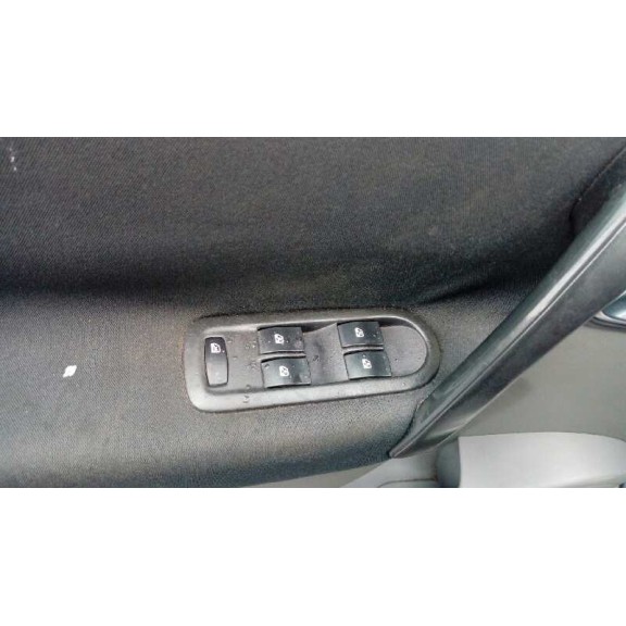 renault grand scenic del año 2004