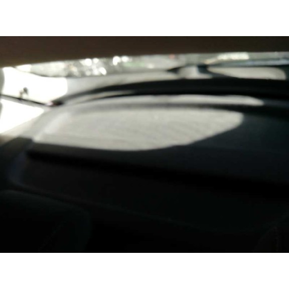 renault megane iii berlina 5 p del año 2009