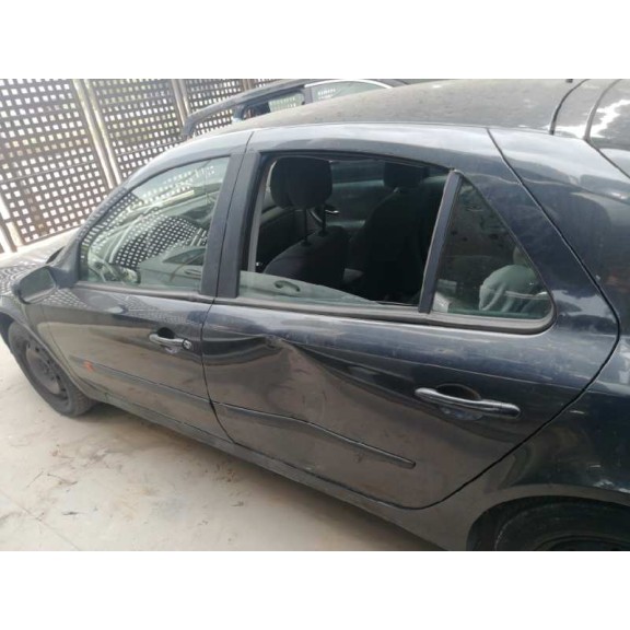 renault laguna ii (bg0) del año 2002