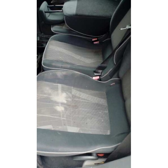 renault grand scenic del año 2004