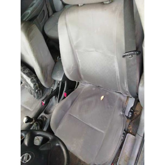 nissan almera (n16/e) del año 2003