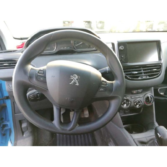 peugeot 208 del año 2017