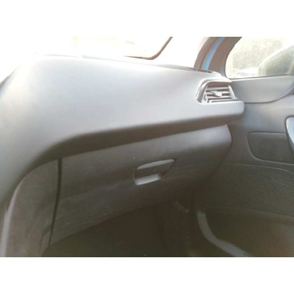 peugeot 208 del año 2017