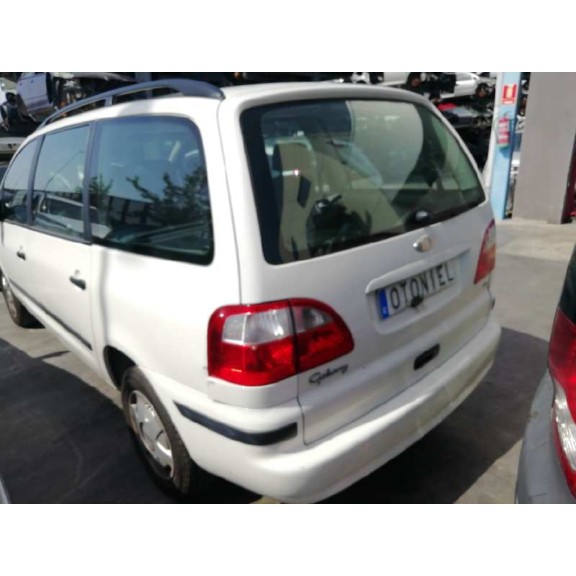 ford galaxy (vy) del año 2001
