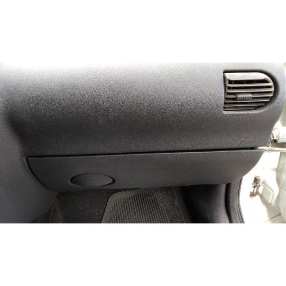 opel combo (corsa c) del año 2008