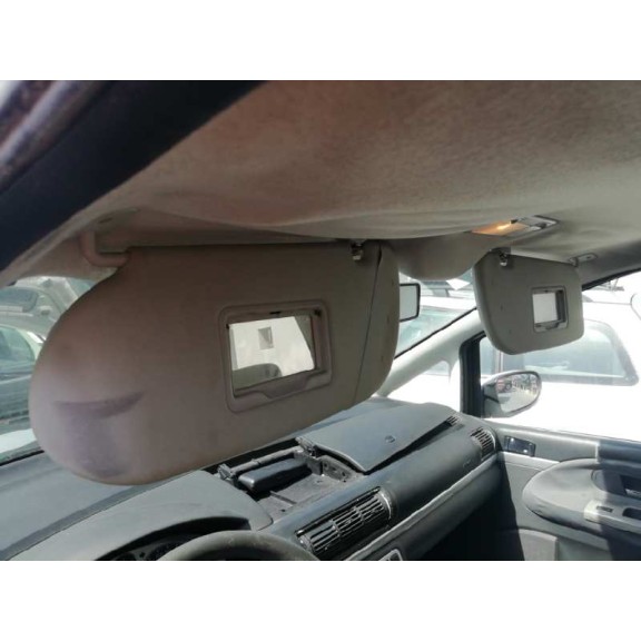 ford galaxy (vy) del año 2001