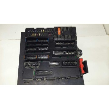 CAJA RELES / FUSIBLES 13189926 