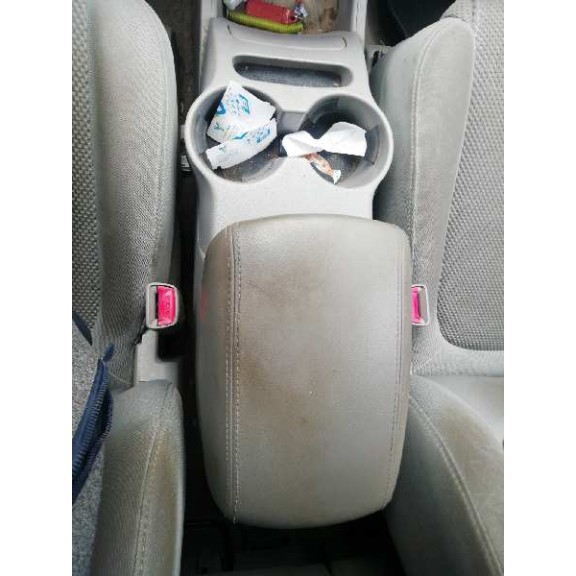 kia carens (un) del año 2008