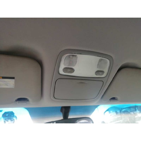 kia carens (un) del año 2008