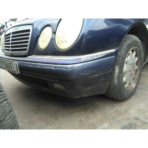 mercedes-benz clase e (w210) berlina del año 1999