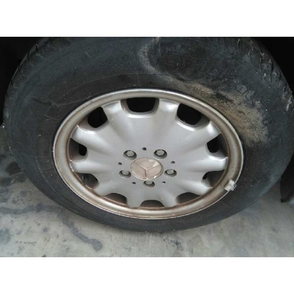 mercedes-benz clase e (w210) berlina del año 1999