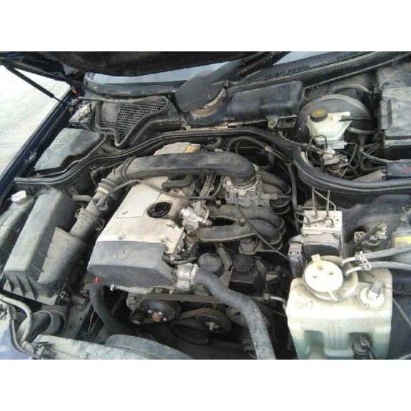mercedes-benz clase e (w210) berlina del año 1999