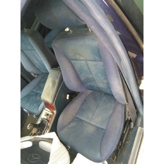 mercedes-benz clase e (w210) berlina del año 1999