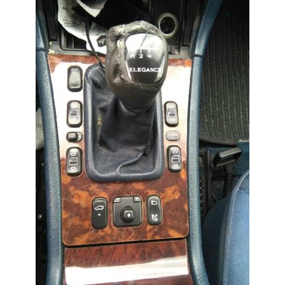 mercedes-benz clase e (w210) berlina del año 1999