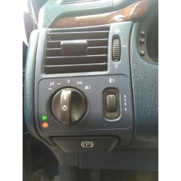 mercedes-benz clase e (w210) berlina del año 1999