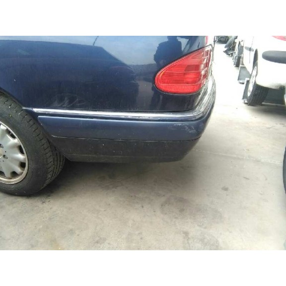 mercedes-benz clase e (w210) berlina del año 1999