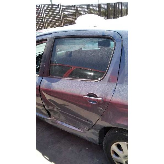 peugeot 307 berlina (s2) del año 2005