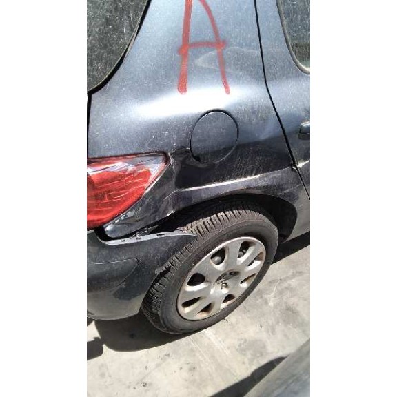 peugeot 307 berlina (s2) del año 2005