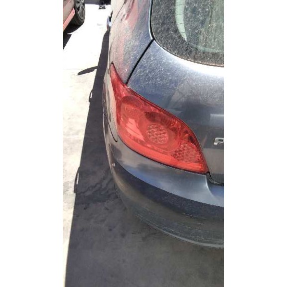 peugeot 307 berlina (s2) del año 2005