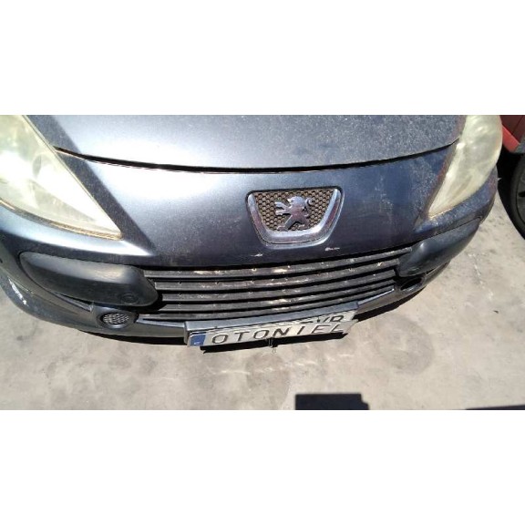 peugeot 307 berlina (s2) del año 2005