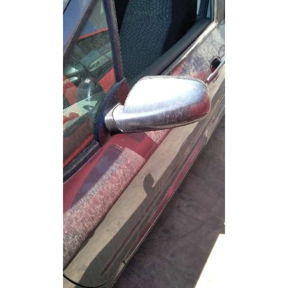 peugeot 307 berlina (s2) del año 2005