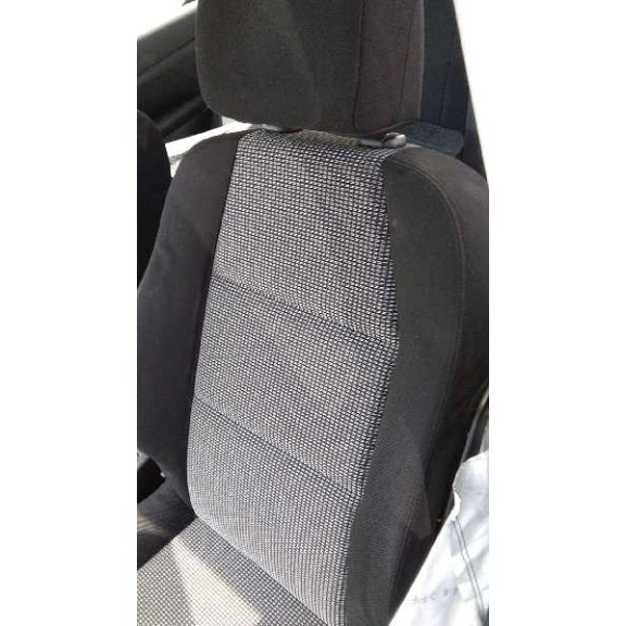 peugeot 307 berlina (s2) del año 2005