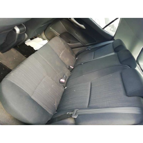 toyota auris del año 2008