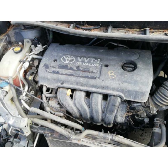 toyota auris del año 2008