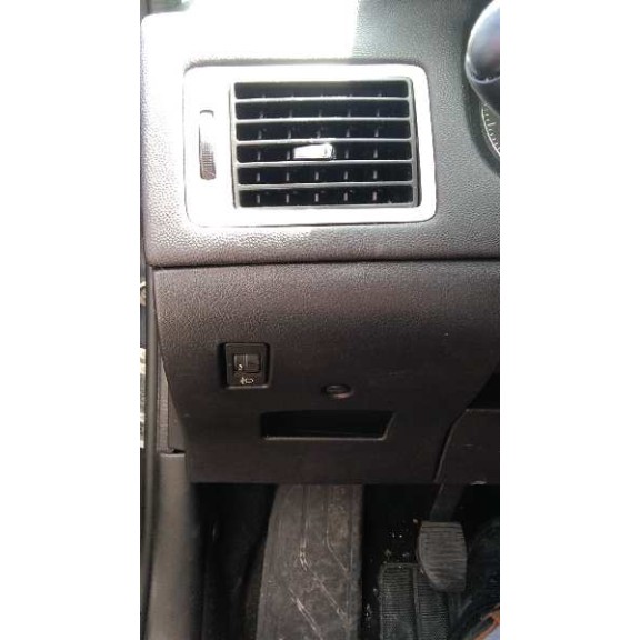 peugeot 307 berlina (s2) del año 2005