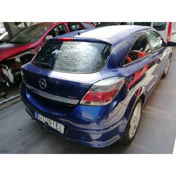 opel astra gtc del año 2005