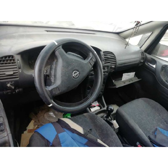 opel zafira a del año 2002