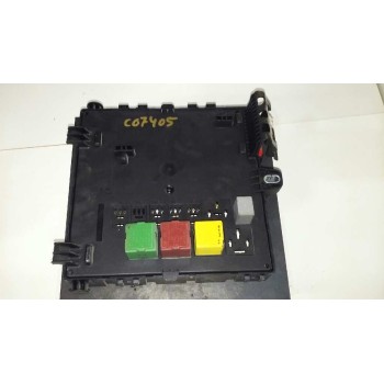 Recambio de caja reles / fusibles para opel vectra c berlina comfort referencia OEM IAM 13189926  
