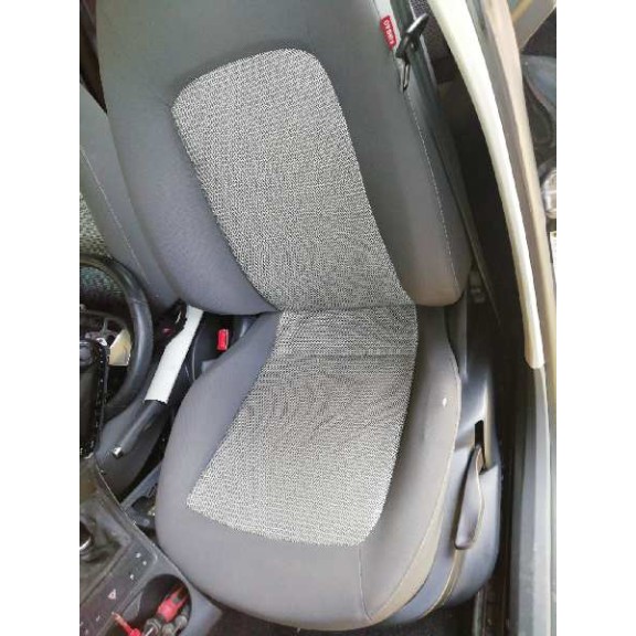 seat ibiza (6j5) del año 2009