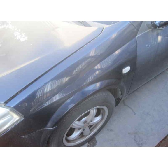 nissan primera berlina (p12) del año 2002